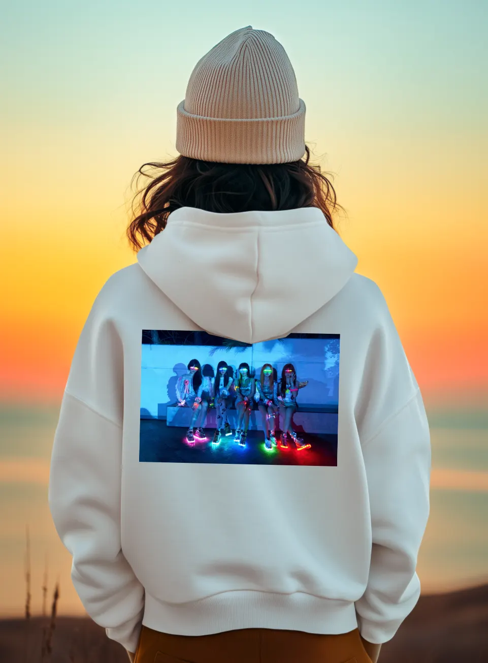 Kiiikiii Swirl Logo Hoodie